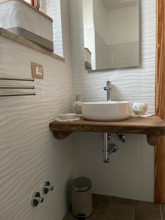 Angelina Al Borgo Apartment Aieta Exterior photo