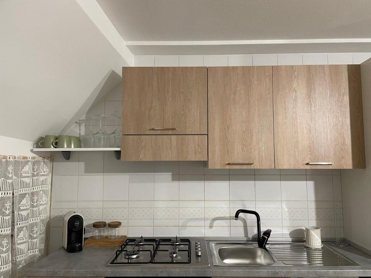 Angelina Al Borgo Apartment Aieta Exterior photo